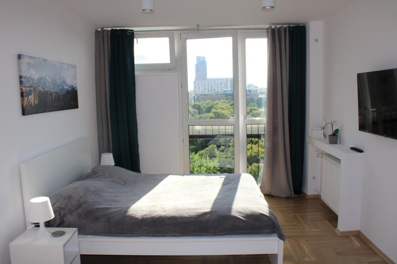 Strict Center Warsaw Comfortable Apartment, 10Th-Floor With Beautiful View On The Park And Skyscrapers, Free Wifi, Self Check-In/Out Extérieur photo